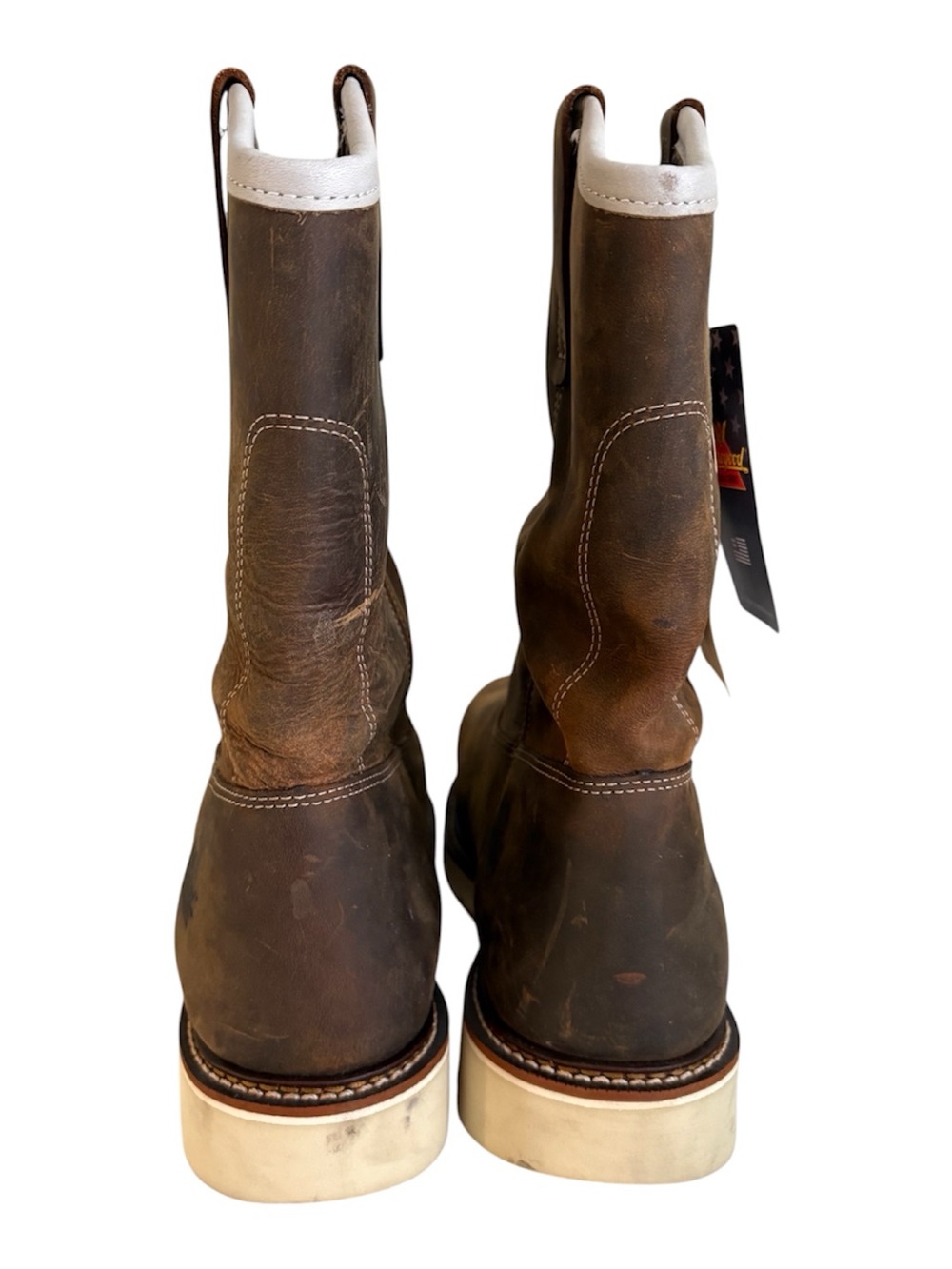 Thorogood Men’s Brown Leather Work Boots with White Lug Sole - Picture 3 of 8